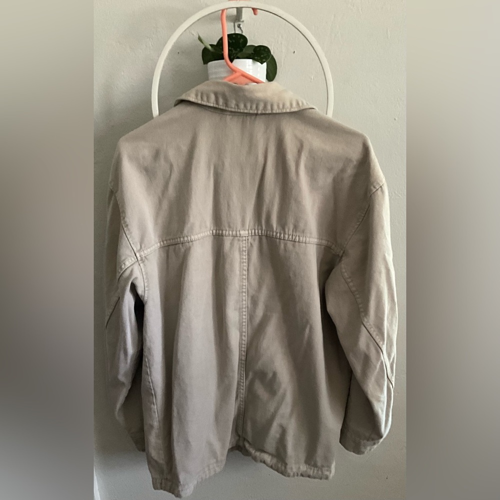 Oversized Utility Jacket - Picture 3 of 3
